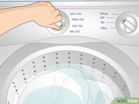 How to Strip Towels: 11 Quick & Easy Steps Strip Towels, Stripping Towels, Hygiene Hacks, Towels Smell, Old Washing Machine, Clean Your Washing Machine, Cleaning Pet Hair, Delicate Clothes, Laundry Drying