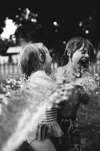 splash2 copy Childhood Photography, Children Photography Poses, Toddler Photography, Photo Vintage, Pure Joy, Foto Inspiration, People Photography, Family Photoshoot, Happy Kids