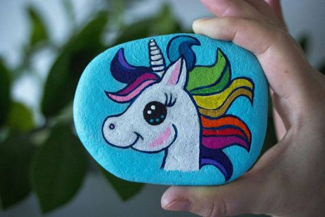 Unicorn Painted Stone Painted Rock Free Shipping by SoArtMandala Caillou Roche, Painted Rock Ideas, Unicorn Paint, Unicorn Painting, Art Pierre, Painted Rocks Kids, Rock And Pebbles, Painted Rocks Craft, Painted Rocks Diy