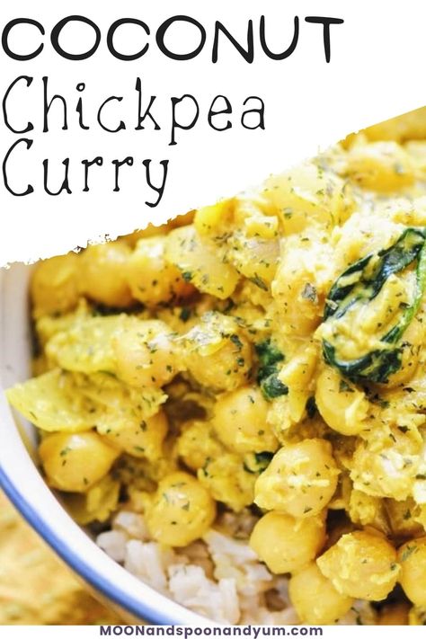 A super creamy, healthy, easy, filling and delicious Coconut Chickpea Curry that takes less than 30 minutes to make. Uni Recipes, Vegan Curries, Coconut Chickpea Curry, Chickpea Vegan, Coconut Chickpea, Curry Coconut, Curry Indian, Chickpea Curry Recipe, Chickpea Coconut Curry