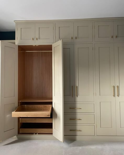 Floor To Ceiling Wardrobes, Wardrobe Design Ideas, Bedroom Built Ins, Bedroom Built In Wardrobe, Closet Renovation, Open Closet, Closet Remodel, Build A Closet, Wardrobe Design Bedroom