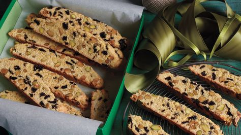 Search through our creative ways to present cookies for year-round gifting. Coconut Pistachio, Pistachio Biscotti, Peppermint Marshmallows, Homemade Food Gifts, Biscotti Recipe, Candied Ginger, Italian Cookies, Dried Cherries, Edible Gifts