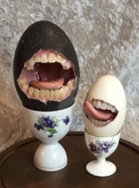 Arte Obscura, Creepy Dolls, Creepy Art, Arte Horror, Weird Art, An Egg, Weird And Wonderful, 영감을 주는 캐릭터, Horror Art