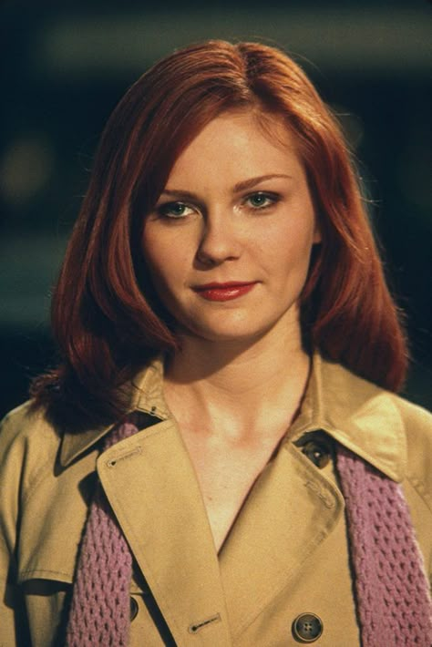 Kirsten Dunst as Mary Jane Watson in Spider-Man. Like and Repin. Thx Noelito Flow. http://www.instagram.com/noelitoflow Mary Jane Watson Kirsten Dunst, Spider Man Trilogy, Marry Jane, Jane Powell, French Film, Jane Watson, Mary Jane Watson, Kristin Kreuk, Spiderman Movie