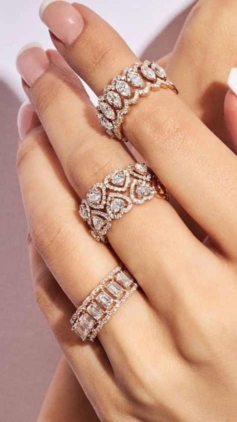 Fancy Diamond Ring, Diamond Earrings Design, Antique Bridal Jewelry, Diamond Rings Design, Gold Rings Fashion, Unique Diamond Rings, Gold Ring Designs, Diamond Jewelry Designs, Bridal Gold Jewellery Designs