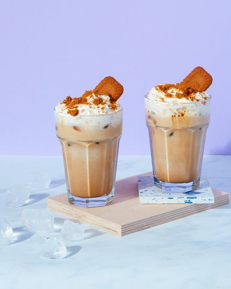 The Lotus Biscoff addiction is real... Blitz up a shot of vanilla Little's coffee with ice, milk and a few of these little gems and top with whipped cream and extra biscoff, obvs. You're welcome 😎 • • • #coffeegoals #lotusbiscoff #livenupyourcup #frappe #frappuccino #flavouredcoffee #coffee #coffeetime #coffeelover #coffeeaddict #coffeeholic #coffeegram #sugarfree #instacoffee #coffeebreak Coffee Frappe, Ice Milk, Lotus Biscoff, The Lotus, Coffee Flavor, Frappe, Coffee Addict, Coffee Break, Coffee Time