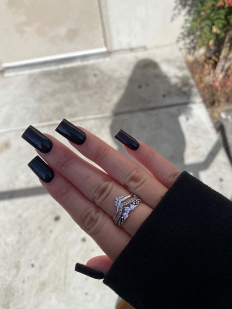 Black Acrylic Nails Coffin Y2k, Medium Black Square Nails Designs, Black Rectangle Nails, Basic Nails Acrylic Black, All Black Nails Acrylic Short, Black Prom Nails Medium Length, Black Acrylic Nails Tapered Square, Square Short Black Nails, All Black Acrylic Nails Square