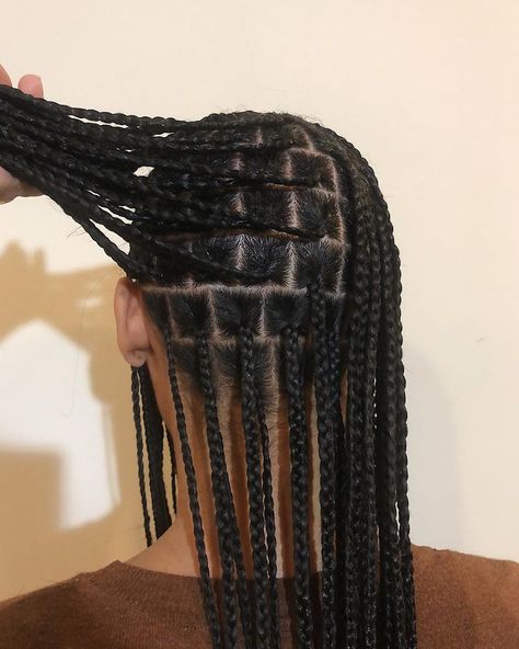 @curly.strands’s Instagram photo: “Extra flat knotless braids on one of my coolest New York clients ❣️ She’s supported me since the beginning and was bold enough to try these…” Flat Knotless Braids, Box Braids Hairstyles For Black Women, Braids Hairstyles Pictures, Cute Box Braids Hairstyles, Protective Hairstyles Braids, Pretty Braided Hairstyles, Hairdos For Curly Hair, Girls Hairstyles Braids, Knotless Braids