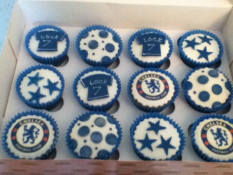 Chelsea Cupcakes Chelsea Cupcakes, Chelsea Fans, Cakes For Men, Basketball Girls, Blue Bloods, Chelsea Fc, 1st Bday, Cake Pops, Cupcake Cakes