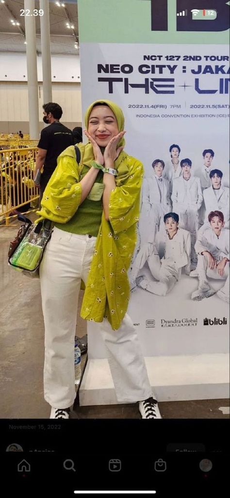 Nct Concert Outfit Hijab, Nct Concert Outfit Ideas, Tutorial Hijab Modern, Nct Concert, Outfit Ideas Hijab, Concert Ideas, Ootd Hijab Casual, Kpop Concert Outfit, Kpop Concert