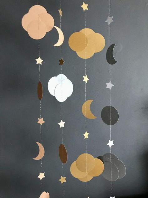 Garland Wall Decor, Moon Garland, Astrology Moon, Baby Nursery Diy, Gold Card, Space Nursery, Star Garland, Nursery Baby Room, Gold Moon