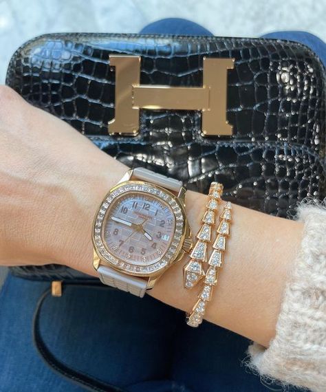 Boss Lady Outfit, Jewelery Organizer, Pretty Watches, Rolex Watches Women, Rich Girl Aesthetic, Watch Luxury, Dope Jewelry, February 11, Classy Jewelry