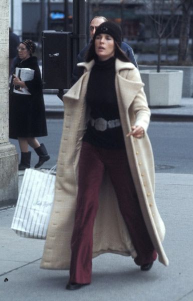 Ali Mcgraw Style, 70s Mode, Ali Mcgraw, Ali Macgraw, Fashion 1970s, Celebrity Style Icons, Fashion 70s, Seventies Fashion, Nyc Shopping