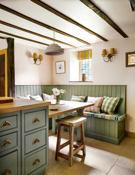 Three 17th-century Cotswold cottages become a cohesive, colourful house | House & Garden Cotswold Cottages, Colourful House, Cotswold House, 17th Century House, Cotswolds Cottage, Mews House, Ceiling Murals, Irish Cottage, Cottage Interior