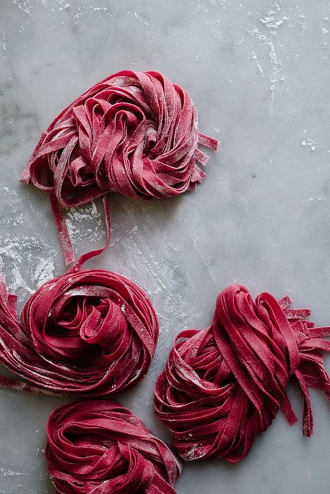 Beet Pesto, Beet Pasta, Spaghetti Vongole, Pasta Casera, Filled Pasta, Fresh Beets, Fodmap Friendly, Pasta Fatta In Casa, Pasta Dough