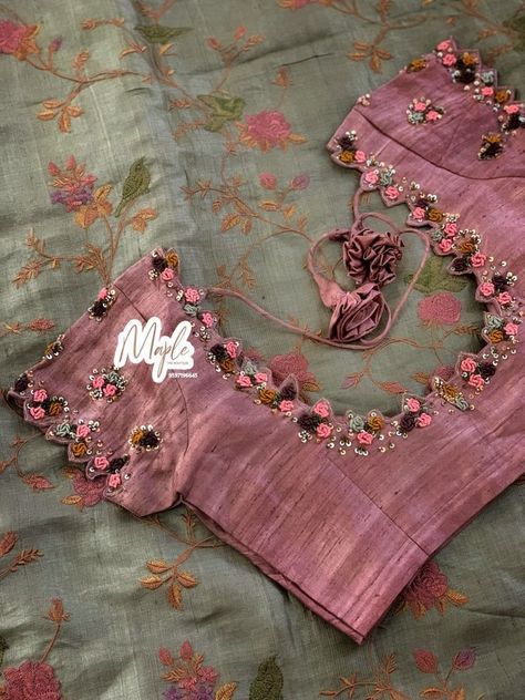 Wedding Blouses, Blouse Maggam Work, Dresses Couture, Blouse Designs Catalogue, Maggam Work Blouse, Latest Blouse Designs Pattern, Blouse Designer, Latest Model Blouse Designs, Traditional Blouse Designs