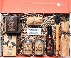 BBQ Grill Master's Gift Box | Give him a grillmaster's gift box (with barbecue tools, sauces, and rubs) so he can grill like a pro. This set includes a branding iron, so he can put his mark on any meat. Bbq Gift Basket Ideas, Camping Gift Baskets, Barbecue Sauces, Bbq Guys, Bbq Kit, Personal Stamp, Unique Gift Baskets, Gift Baskets For Him, Masters Gift