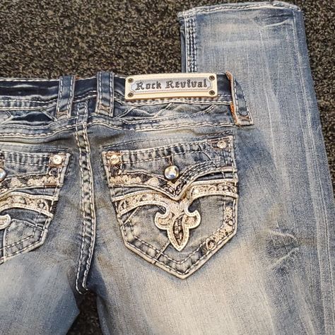 Womens Rock Revival. Straight. New With Tags Jeans With Gems On Pockets, Rock Revival Jeans Outfit, Rock Rival Jeans, Fold Over Jeans, Sinful Clothing, Rock Revival Jeans Women, Country Jeans, Apple Bottom Jeans, Mushroom Jewelry