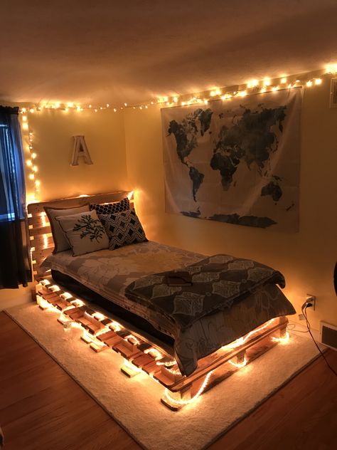 Pallets Bed Ideas, Pallet Bed Frame Small Room, Pallet Bed With Led Lights, Beds On Crates, Palette Bed Frame Diy, Pallet Bedroom Ideas Small Spaces, Pallet Bed Rooms Ideas, Twin Size Pallet Bed, Palet Bed Ideas Bedroom