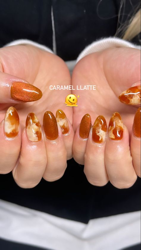 Iced Coffee Nails, Maple Nails, Pumpkin Pie Nails, Pumpkin Nails Designs, Latte Nail Art, Caramel Nails, Harajuku Nails, Latte Nails, Spice Nails