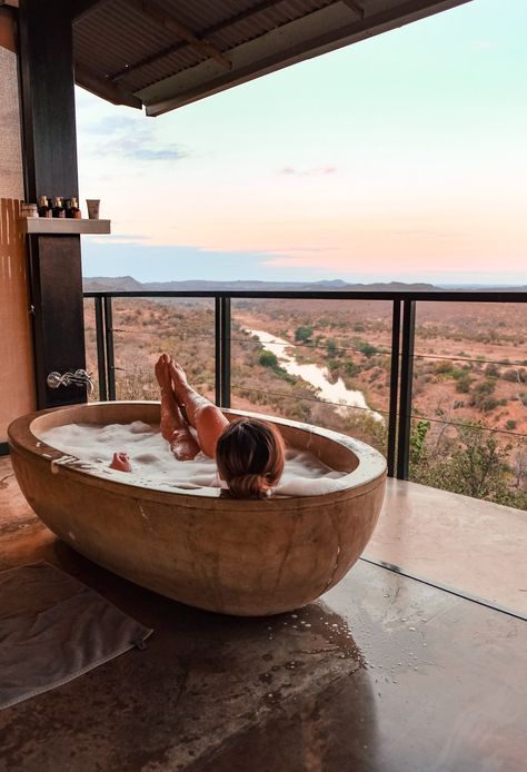 South African Passport, Safari Lodge Decor, Luxury African Safari, Best Places In The World, Lodge Design, The Outpost, Game Lodge, Africa Destinations, Africa Do Sul