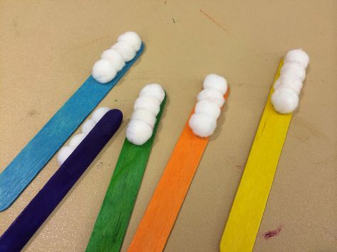 Toothbrush Crafts For Toddlers, Tooth Brush Craft Preschool, Preschool Toothbrush Craft, Toothbrushing Activities, Toothbrush Craft, Dentist Crafts, Dental Health Preschool Crafts, Healthy Habits Preschool, Dental Health Crafts