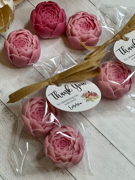 Peony Soap Favors Wedding Soap Favors Bridal Shower Favors - Etsy Small Soap Packaging, Wildflower Party, Garden Party Favors, Shower Favors Baby, Soap Wedding Favors, Tea Party Favors, Flower Veil, Baby Shower Favors Girl, Favors Baby Shower