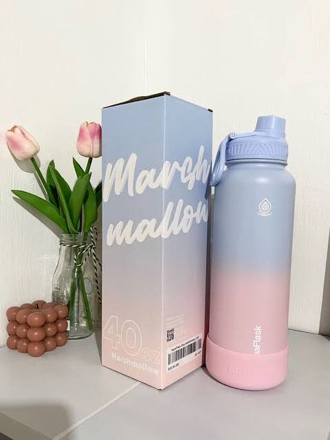 Trendy Water Bottles, Drinking Water Bottle, Peach Aesthetic, College Dorm Essentials, Cute Water Bottles, Bullet Journal Design Ideas, Dream Engagement, Cool Wallpapers Art, Dream Engagement Rings