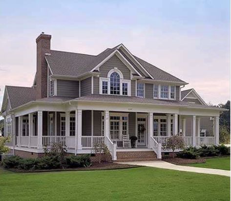 Farmhouse Study, Farmhouse Exterior Colors, Porch House Plans, Plans Architecture, Casas Coloniales, Farmhouse House, Ranch House Plans, House With Porch, Ranch Style Home