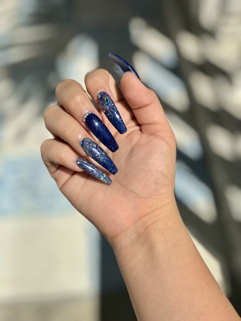 Navy Blue Nails With Silver, Dark Blue Prom Nails, Navy Blue Acrylic Nails, Marble Nails Ideas, Nails Ideas Nail Art, Navy Blue Nail Designs, Nail Designs Gel, Gel Nails Nail Art, Nail Inspo Nail Art