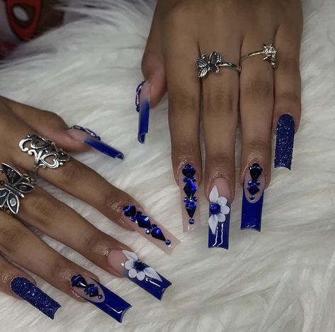 Royal Blue Acrylic Nails With Initial, Royal Blue Bling Acrylic Nails, Royal Blue Nails With Charms, Long Acrylic Nails Royal Blue, Royal Blue Ramo Quince, Rhinestone Blue Nails, Blue Nails With Bling, Dark Blue Quince Nails, Royal Blue Acrylic Nails Rhinestones