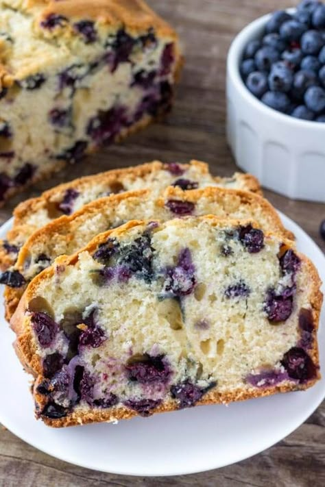 Orange Cakes, Blueberry Bread Recipe, Blueberry Orange, Dessert Breads, Orange Bread, Baking Breakfast, Cranberry Orange Bread, Orange Baking, Pretty Desserts