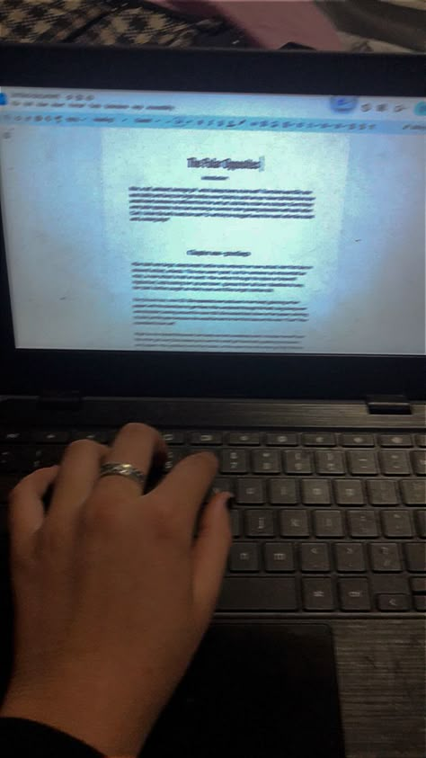 Writer Vibes, Creative Writing Major, Fanfiction Writer, Author Dreams, Writing Aesthetic, Aesthetic Writing, Stages Of Writing, College Application Essay, Digital Writing