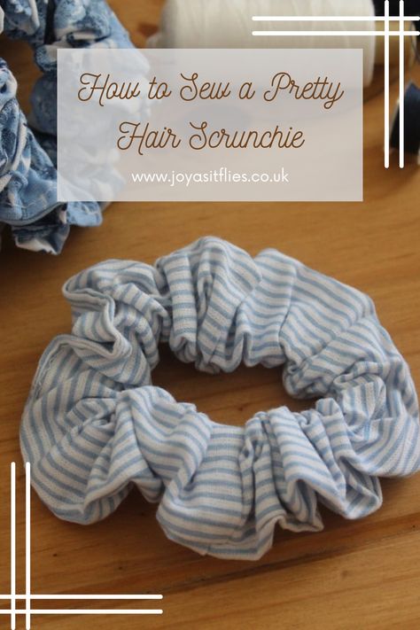 How to Sew a Simple Hair Scrunchie Diy Hair Scrunchies Tutorials, How To Make Scrunchies At Home, How To Sew A Scrunchie, How To Make Scrunchies Tutorials, Diy Scrunchies Tutorials, How To Make A Scrunchie, Make Hair Scrunchies, Hair Scrunchies Diy, Sew Scrunchie