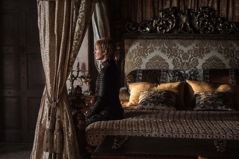 Helen Sloan/HBO Game Of Thrones Bedroom, Game Of Thrones Decor, Mad Queen, Game Of Thrones Episodes, Cersei Lannister, Throne Room, Games Of Thrones, Master Plan, Best Ideas