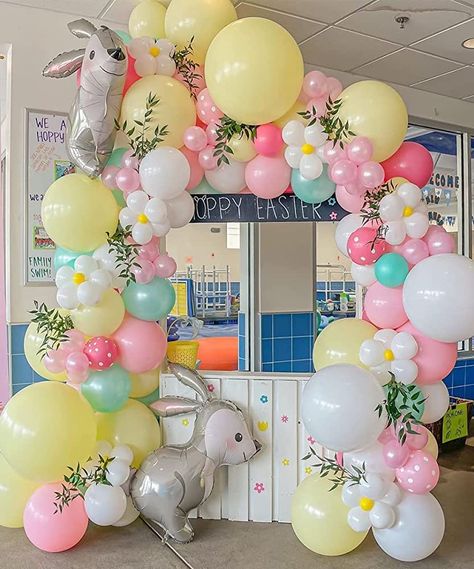 Easter Balloon Decor, Easter Party Games, Easter Crafts For Adults, Party Hardy, Easter Party Decor, Pastel Balloons, Spring Birthday, Balloon Arrangements, Garland Arch