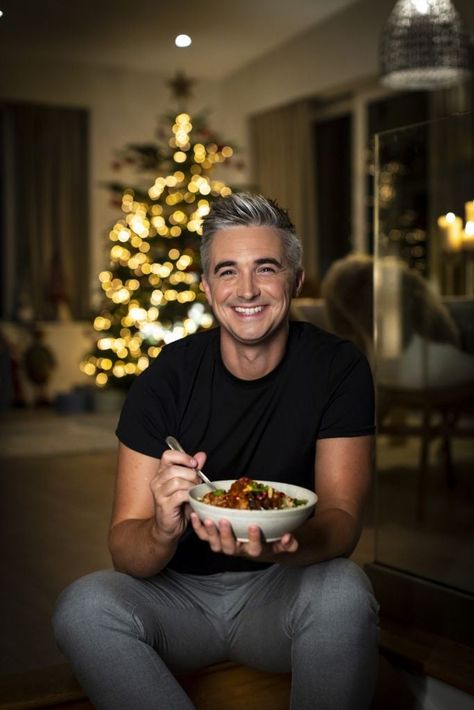 Donal Skehan | EAT LIVE GO Donal Skehan Recipes, Donal Skehan, New Cookbooks, Simple Home, Dublin Ireland, Dinner Time, Lunches And Dinners, Superfoods, Dublin