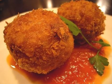 Homemade Chicken Croquettes Chicken Croquettes Recipe, Chicken Croquettes, Croquettes Recipe, Ground Chicken Recipes, Stove Top Recipes, Ground Chicken, Croquettes, Veg Recipes, Turkey Recipes