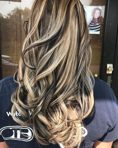 WEBSTA @hair_bybrandi Blonde On Top Black Underneath, Blonde Highlights On Dark Hair, Highlights Lowlights, Dark Hair With Highlights, Brown Hair With Blonde Highlights, Gray Hair Highlights, Pretty Hair Color, Blonde Hair With Highlights, Hair Color Highlights