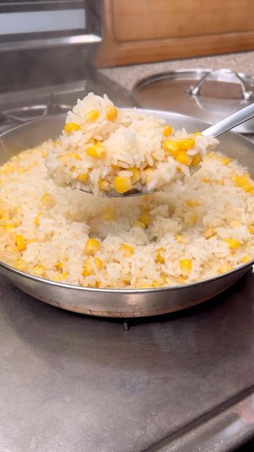 Marisol Benitez on Instagram: "White Rice with Corn #whiterice #rice #whitericewithcorn #recipe #easyrecipe #food #foodie #915 #elpaso #elpasotx #elpasofoodies 2 tbsp of butter 1/4 onion 1 garlic clove 1 1/2 cups of rice 3 cups of water 1 tbsp chicken bouillon 1 cup of corn" White Rice And Corn, White Rice With Corn, Mexican White Rice, Buttered Rice Recipe, Rice With Corn, Corn Dip Recipes, White Rice Recipes, Chicken Bouillon, Corn Dip