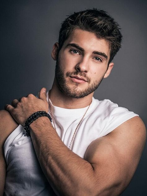 Theo Raeken, Cody Christian, Cover Boy, Muscle Hunks, Austin Mahone, Good Looking Men, Pretty Little Liars, Celebrities Male