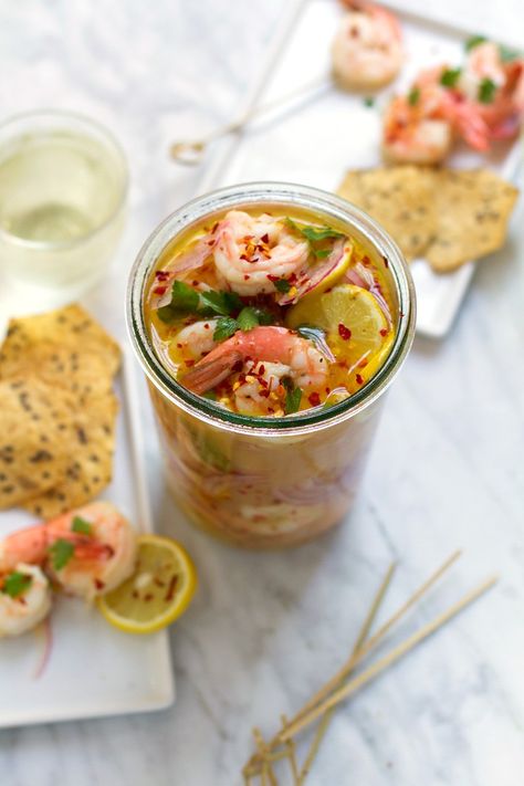 Pickled Shrimp Recipe, Shrimp Snacks, Pickled Shrimp, Canning Meat, Asian Seafood, Awesome Appetizers, Butter Pickles, Jar Recipes, Shrimp Appetizers