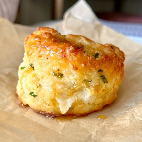 Goat Cheese & Chive Biscuits — Violet Cooks Things Onion Chive Biscuits, Cheese And Chive Biscuits, Bread With Goat Cheese, Goat Cheese Biscuits, Sheep Cheese Recipes, Goat Cheese Recipes Dinner, Stuffed Scones, Recipes With Goat Cheese, Violet Cooks