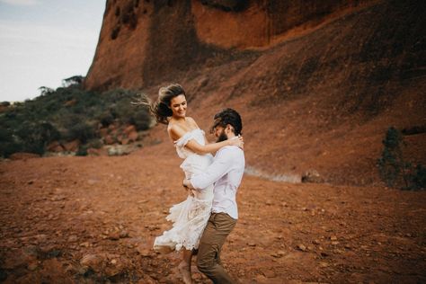 uluru elopement australia https://www.joshuamikhaiel.com.au/where-to-elope-in-australia/ Best Elopement Locations, Stag And Doe, Where To Elope, Places To Elope, Pink Lake, Lightroom Classic, Australia Wedding, Camera Raw, The Blue Mountains