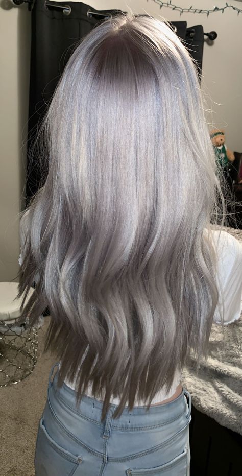 Hair Colour Ideas Silver, Dark Platinum Hair, Platinum Hair Color Silver Grey, Grey Tones Hair, Ice Silver Hair, Ashy Hair Balayage Blonde, Ashy White Hair, Silvery White Hair, Silver Ends Hair