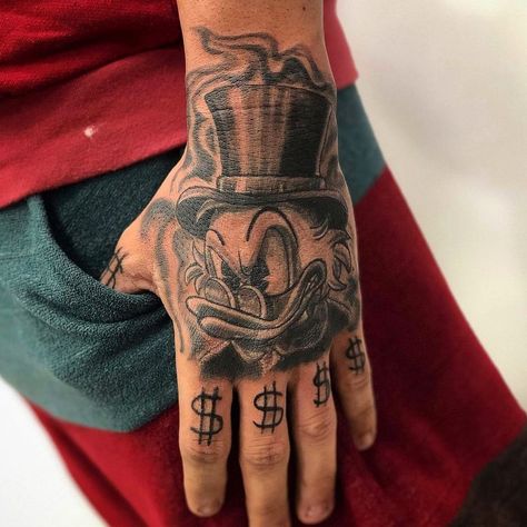 Money Bag Tattoo, Side Neck Tattoo, Graffiti Tattoo, Cholo Art, Chicano Tattoo, Marvel Tattoos, Tattoo Desings, Small Hand Tattoos, Hand Tattoos For Guys