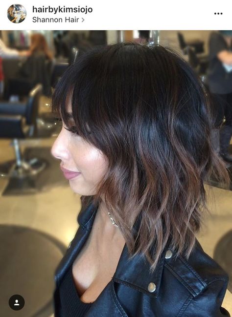 Brunette With Bangs, Bangs Choppy, Bob Hair Color, Short Ombre Hair, Blonde Bob Hairstyles, Dark Hair With Highlights, Brown Hair Balayage, Short Hair Balayage, Hair Color And Cut