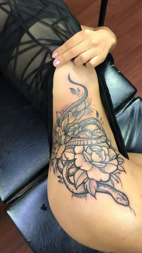 Big Tattoo Designs For Women, Hip Tattoos Dragon, Front Of Hip Tattoo, Big Tattoos For Women Thigh, Front Calf Tattoos For Women, Front Leg Tattoo Women, Front Hip Tattoos Women, Side Leg Tattoos Women Thighs, Front Thigh Tattoo Women