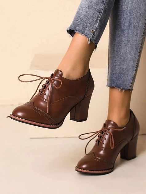 Lace-Up Front Chunky Heeled Oxfords | SHEIN USA Oxford Heels Outfit, Heeled Oxfords, Clothes Combination, Oxford Shoes Heels, Oxford Pumps, Color Block Heels, Oxford Heels, Brown Loafers, Elevated Style