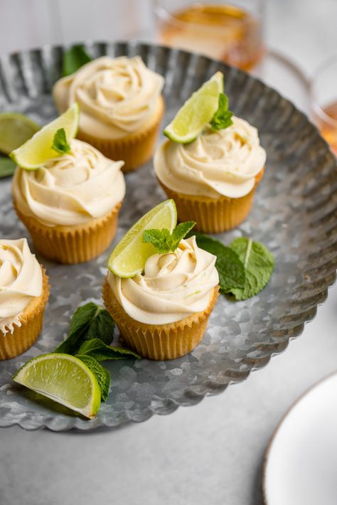 The best mojito cupcake recipe, packed with fresh lime juice, zest, and just the right amount of rum for the perfect boozy dessert! #cupcakes #mojitos #rum Mojito Cupcakes, Lime Cupcakes, Green Cupcakes, Fancy Cupcakes, Boozy Desserts, Cupcake Recipe, Fresh Lime, Food Cakes, Fresh Lime Juice